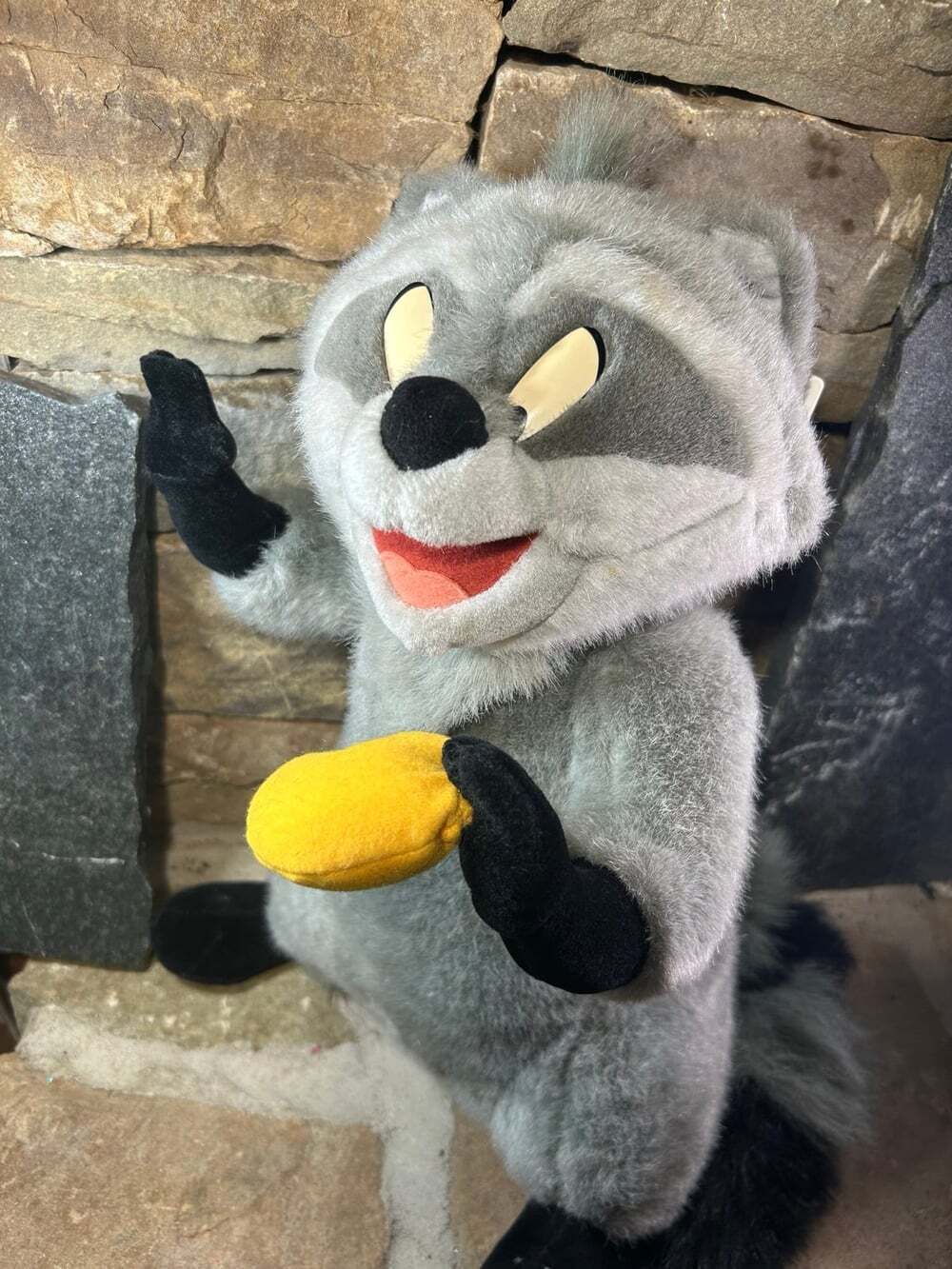 Vtg Disney Pocahontas Raccoon Meeko Cookie 14" Plush Stuffed Animal Jointed Arms